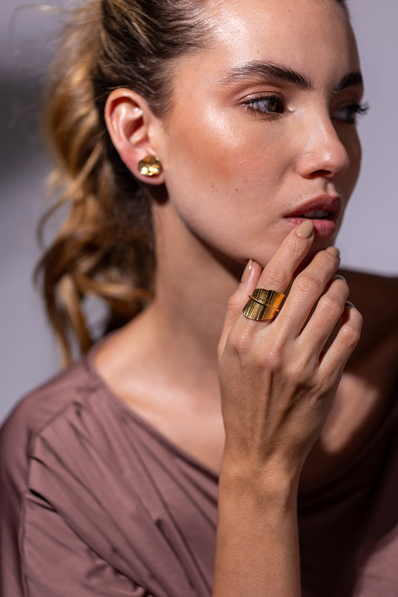 Anillo Tallo