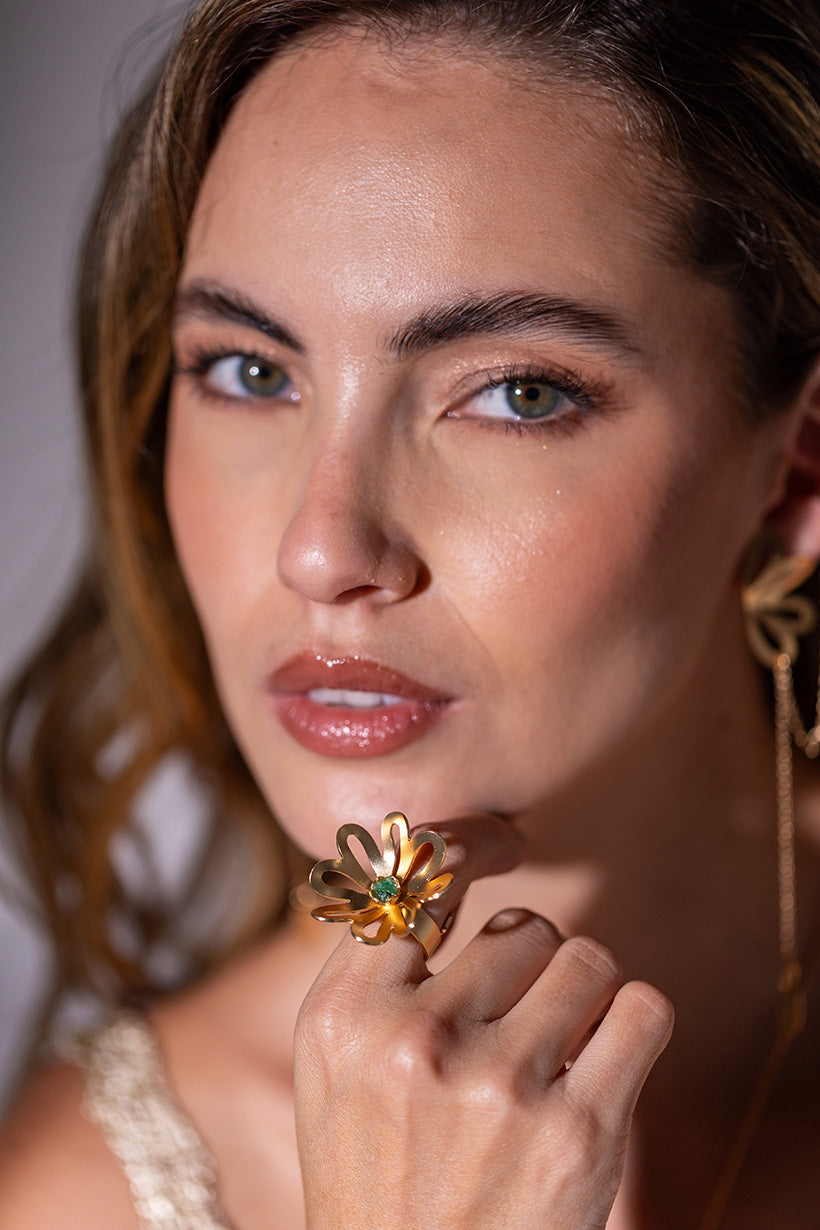 Anillo Magnolia Esmeralda