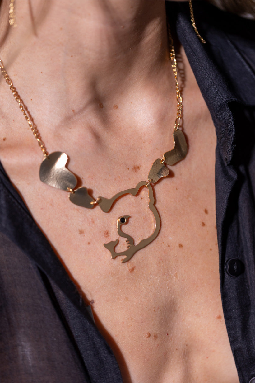 Collar Jaguar — El jaguar al cuello, la selva contigo