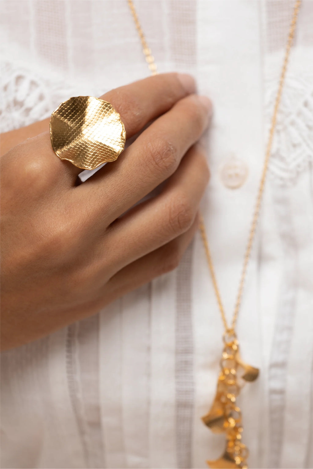 Anillo Sara